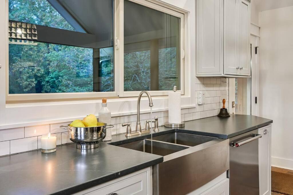 The Cove Retreat- Hot Tub/Screened Porch/Game Room Lake Lure Ngoại thất bức ảnh